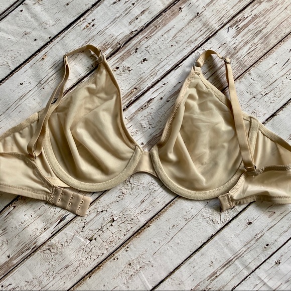 NEW Victoria's Secret Full Coverage Satin Underwire Bra 36C - Picture 3 of 5